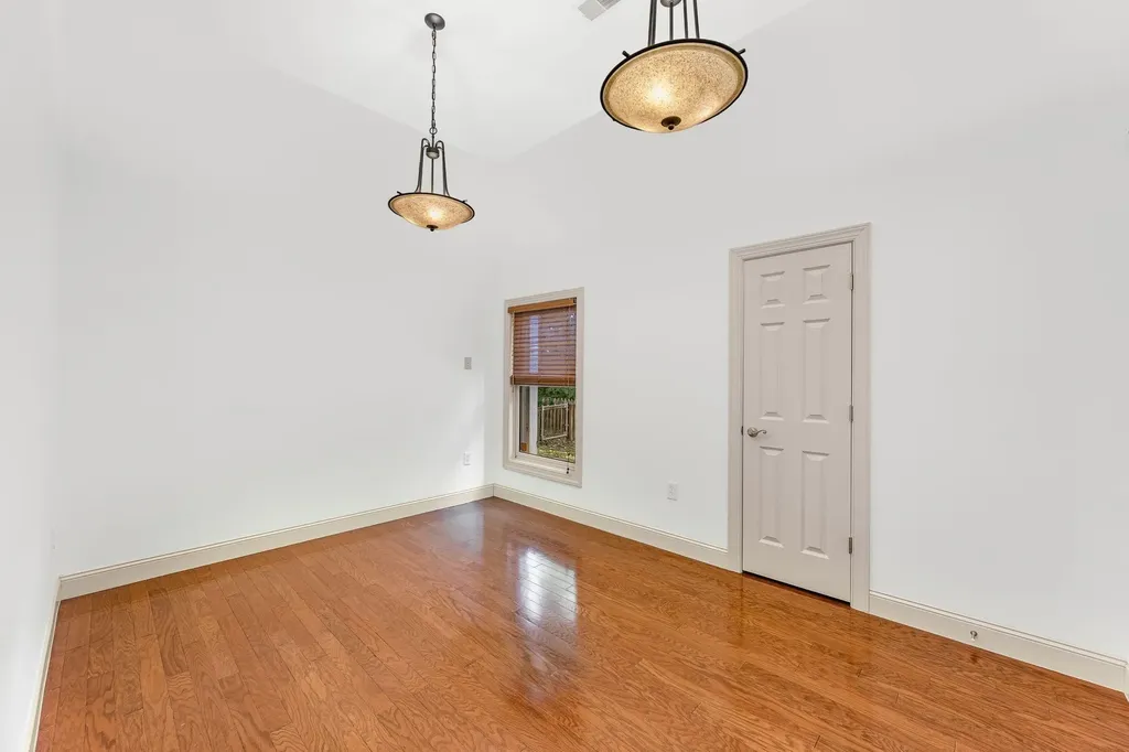 6040 Woodland Hills Drive Nashville TN 37211