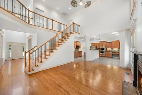 6040 Woodland Hills Drive Nashville TN 37211