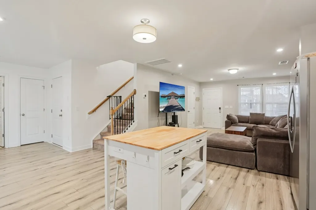 207 Mount Royal Court Murfreesboro TN 37128