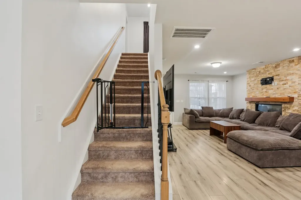 207 Mount Royal Court Murfreesboro TN 37128