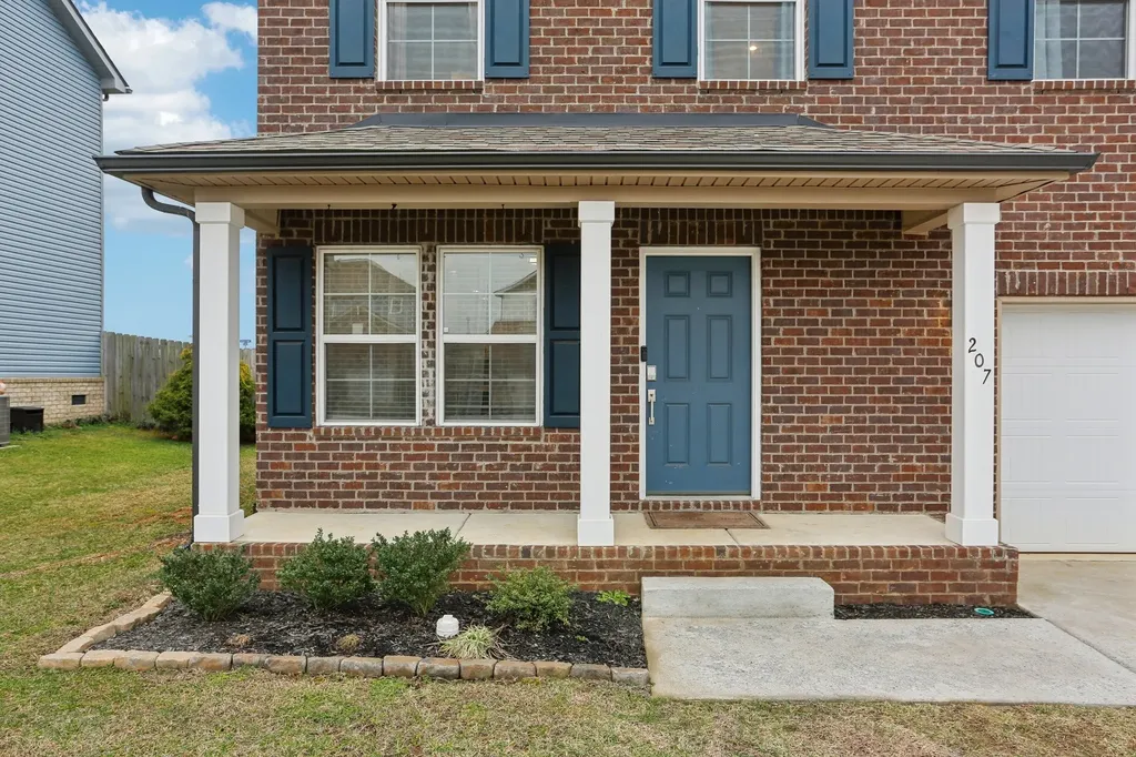 207 Mount Royal Court Murfreesboro TN 37128