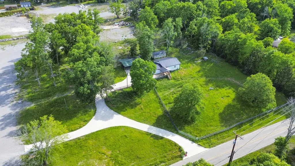 2060 Old Lebanon Dirt Road Mount Juliet TN 37122