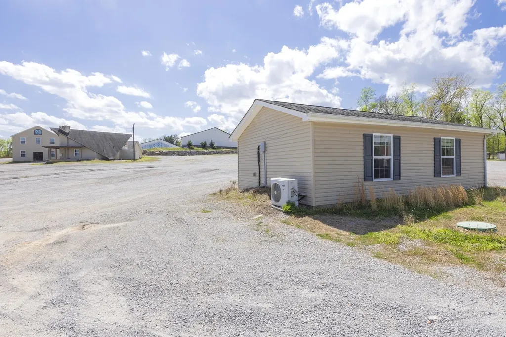 2060 Old Lebanon Dirt Road Mount Juliet TN 37122