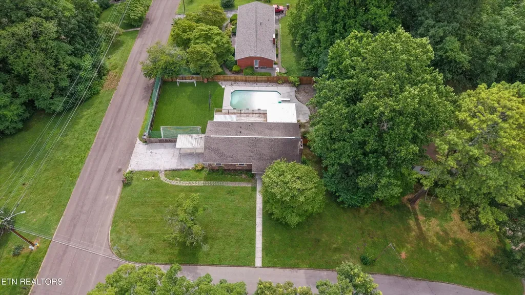 4621 Royalview Road Knoxville TN 37921