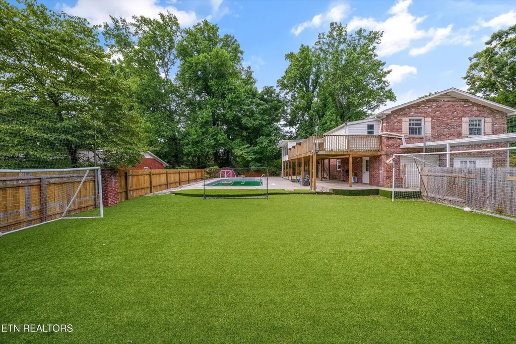 4621 Royalview Road Knoxville TN 37921