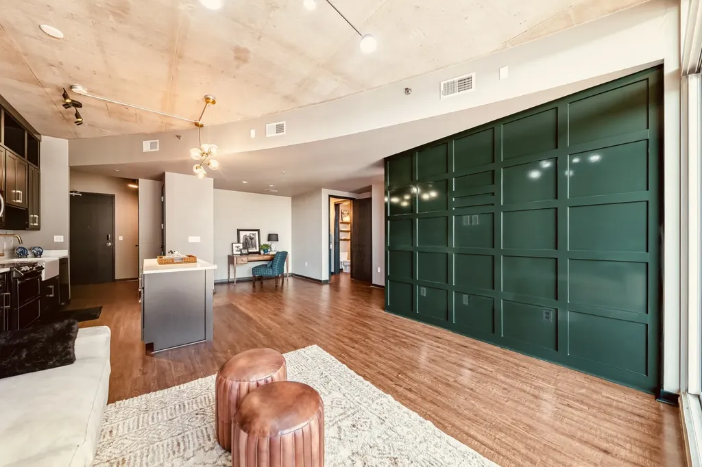 600 12th Ave, S Nashville TN 37203