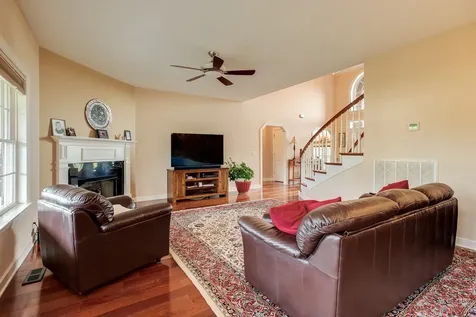 2237 Richard Garrett Christiana TN 37037