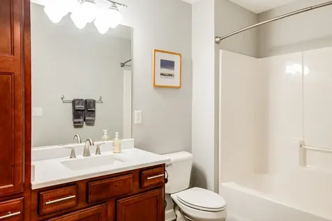 2237 Richard Garrett Christiana TN 37037