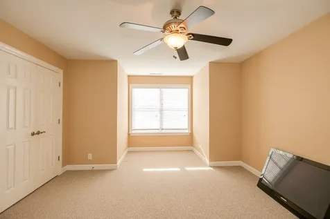 2237 Richard Garrett Christiana TN 37037