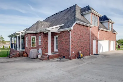 2237 Richard Garrett Christiana TN 37037