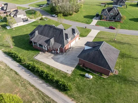 2237 Richard Garrett Christiana TN 37037