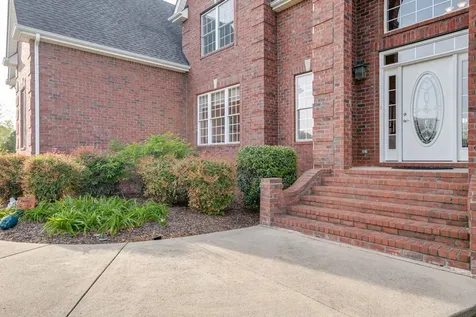 2237 Richard Garrett Christiana TN 37037