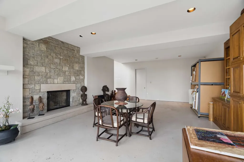 5870 Fredricksburg Drive Nashville TN 37215