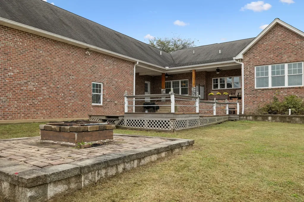 521 Vance Lane Lebanon TN 37087