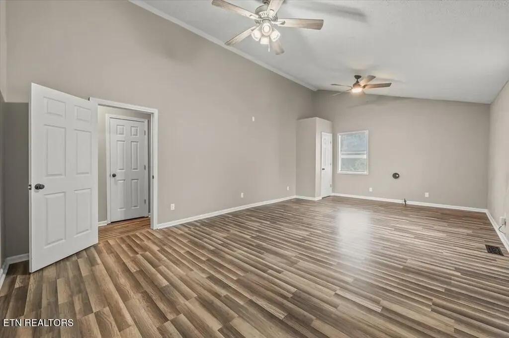 518 Flatt Spur Road Jamestown TN 38556