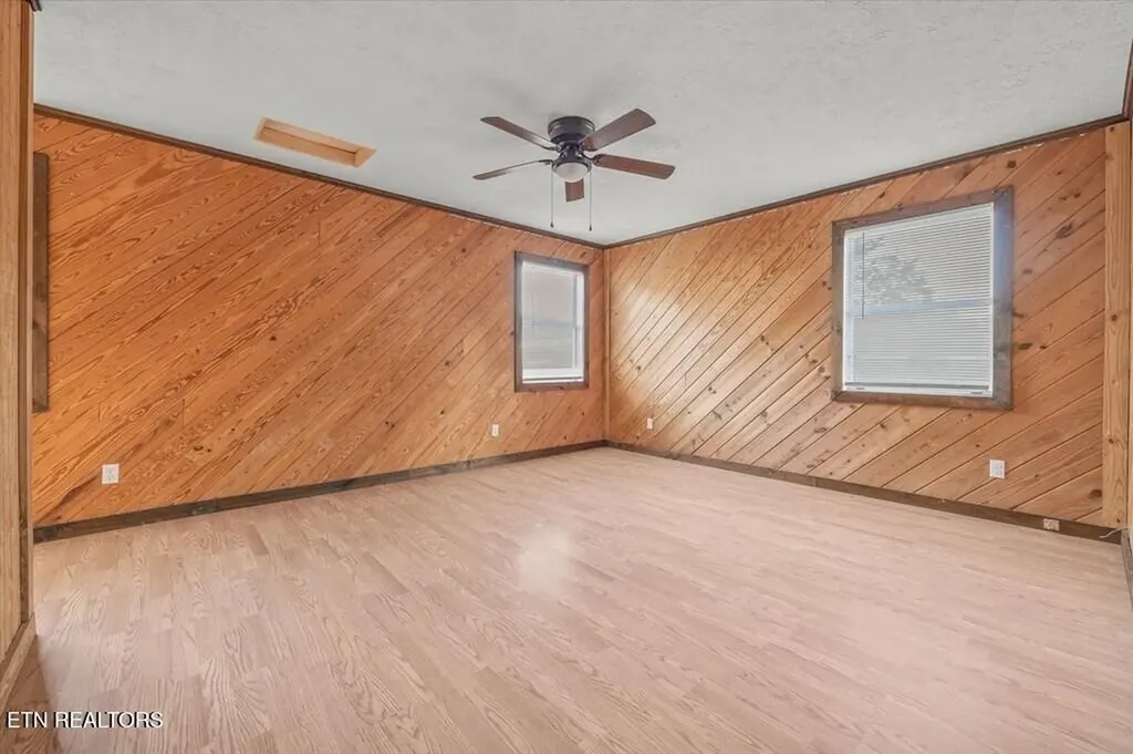 518 Flatt Spur Road Jamestown TN 38556