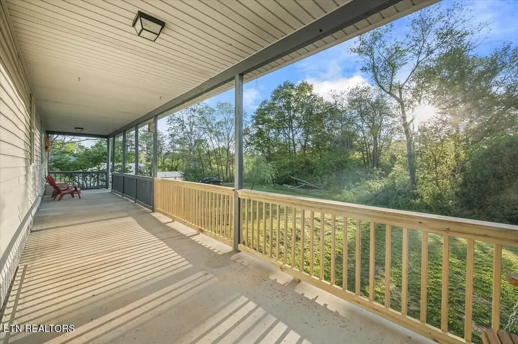 518 Flatt Spur Road Jamestown TN 38556