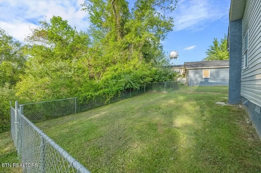 518 Flatt Spur Road Jamestown TN 38556