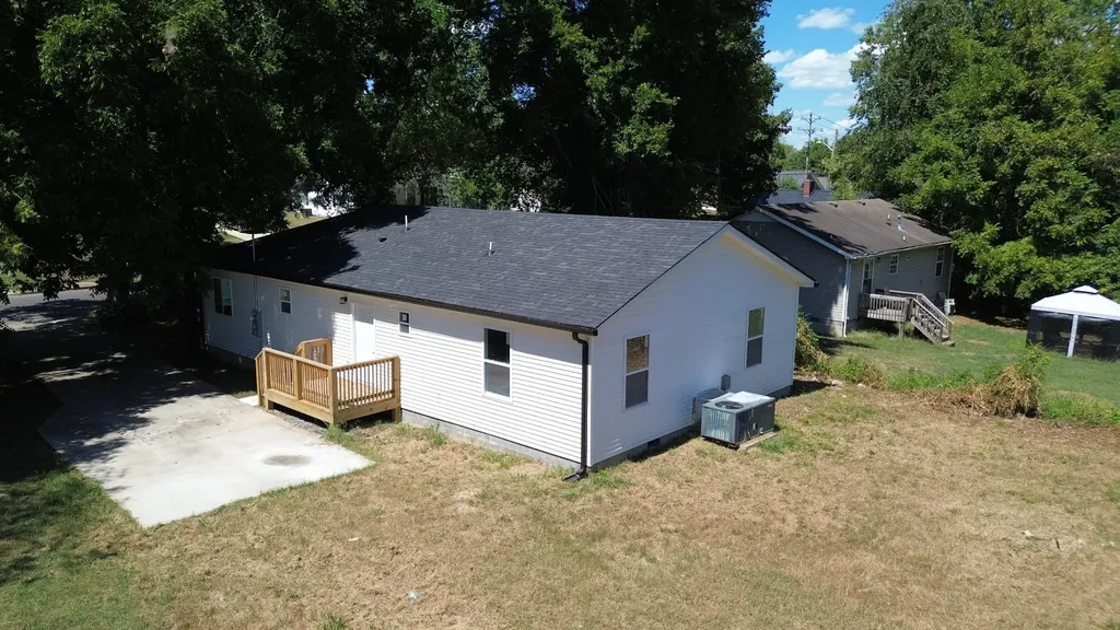 411 Glenn Street Clarksville TN 37040