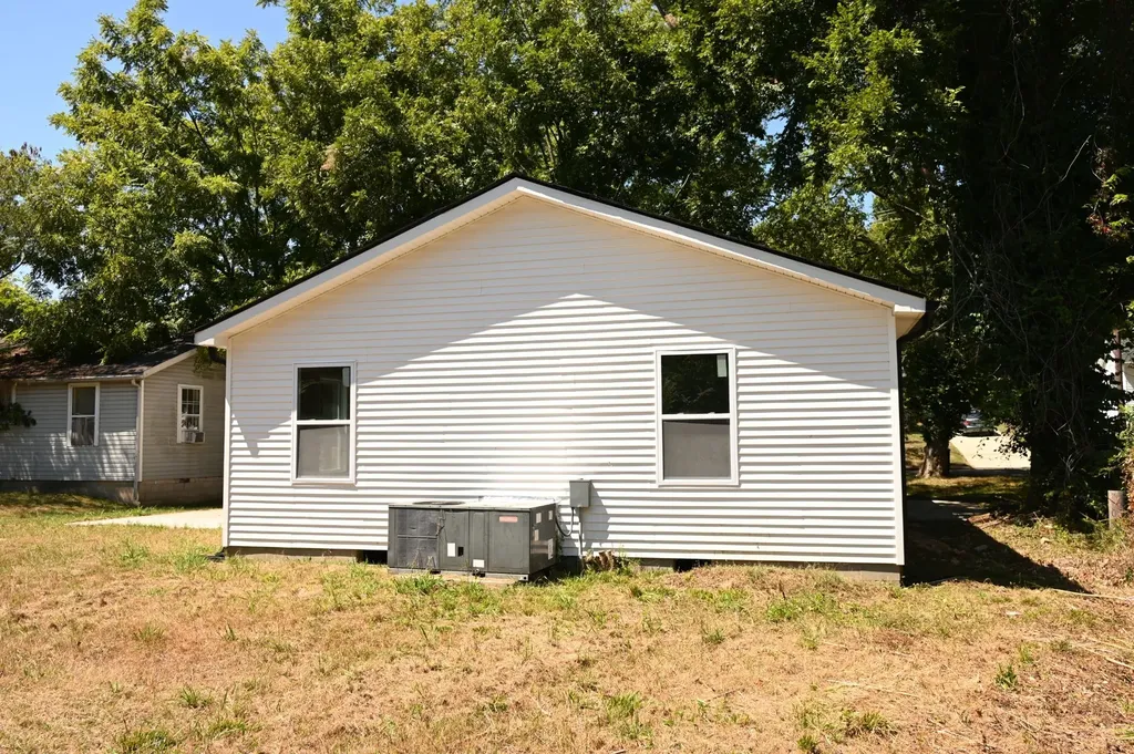 411 Glenn Street Clarksville TN 37040