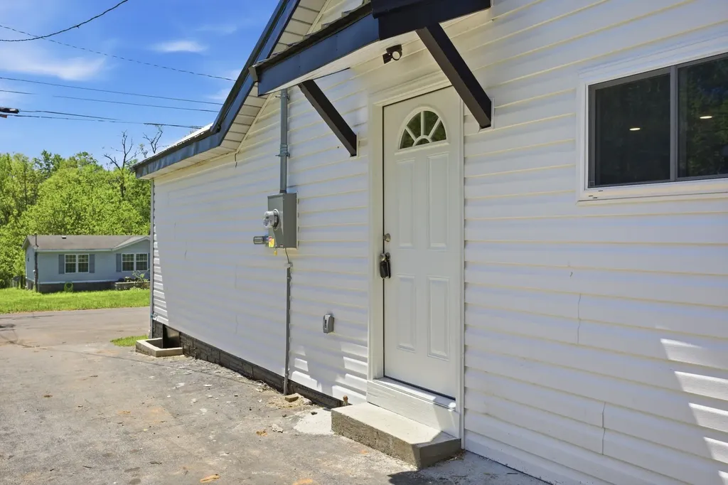 505 E 17th Street Columbia TN 38401