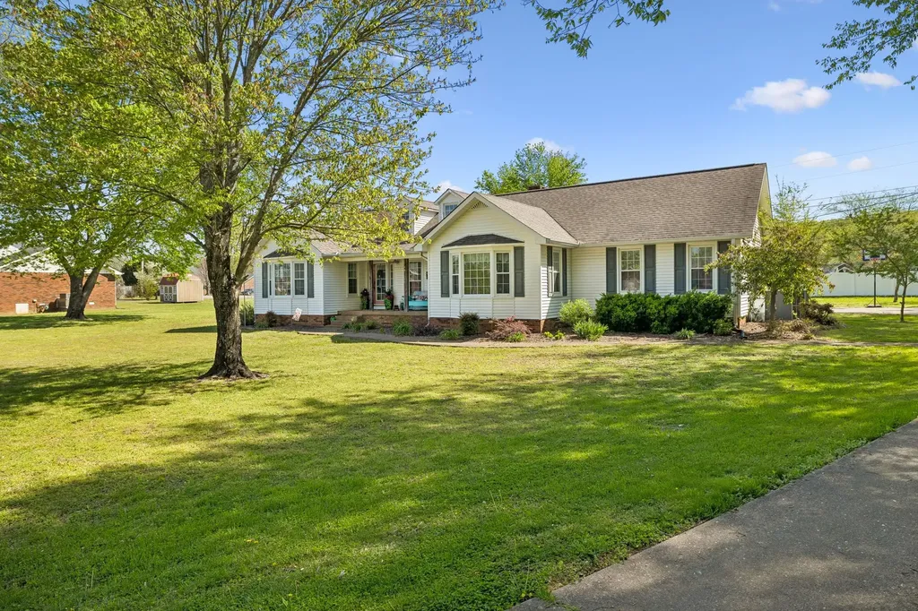 23 Elmwood Boulevard Carthage TN 37030