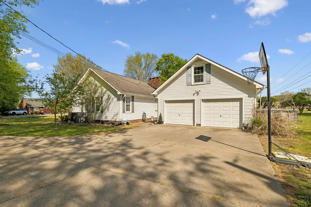 23 Elmwood Boulevard Carthage TN 37030
