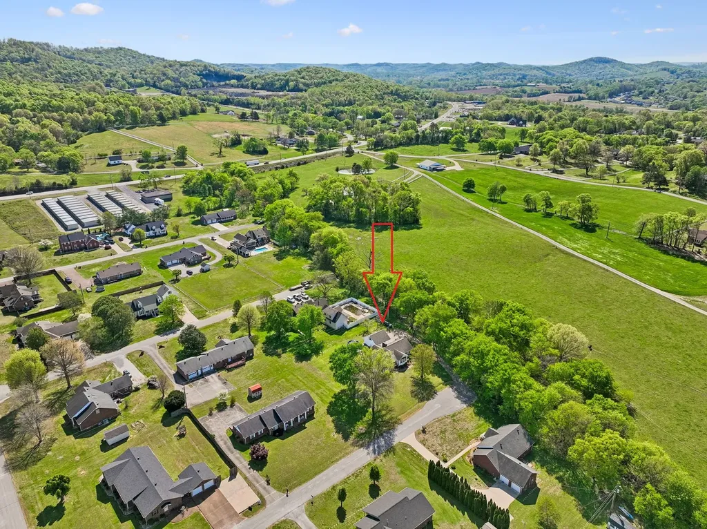 23 Elmwood Boulevard Carthage TN 37030