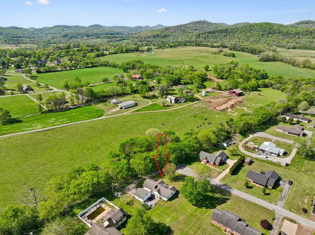 23 Elmwood Boulevard Carthage TN 37030