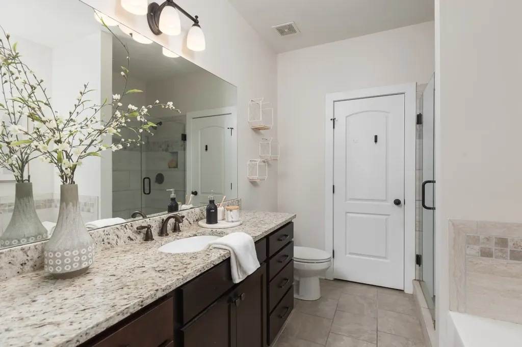 2013 Beech Avenue Nashville TN 37204