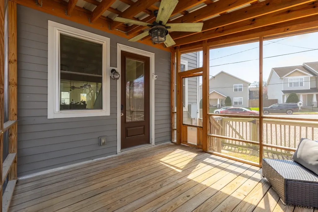 2013 Beech Avenue Nashville TN 37204