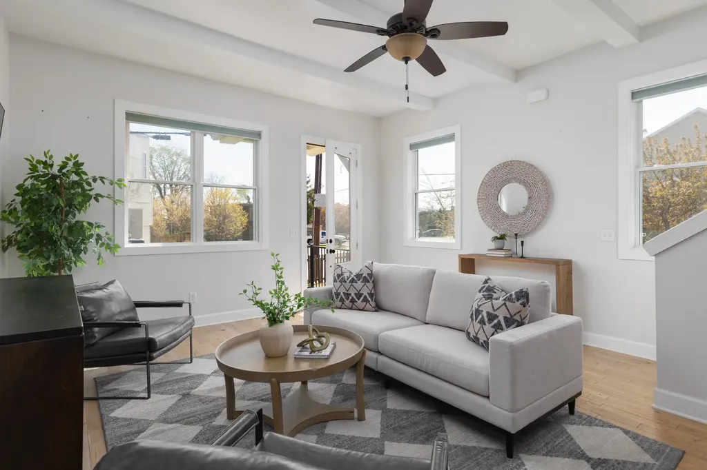 2013 Beech Avenue Nashville TN 37204