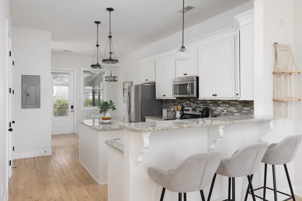 2013 Beech Avenue Nashville TN 37204