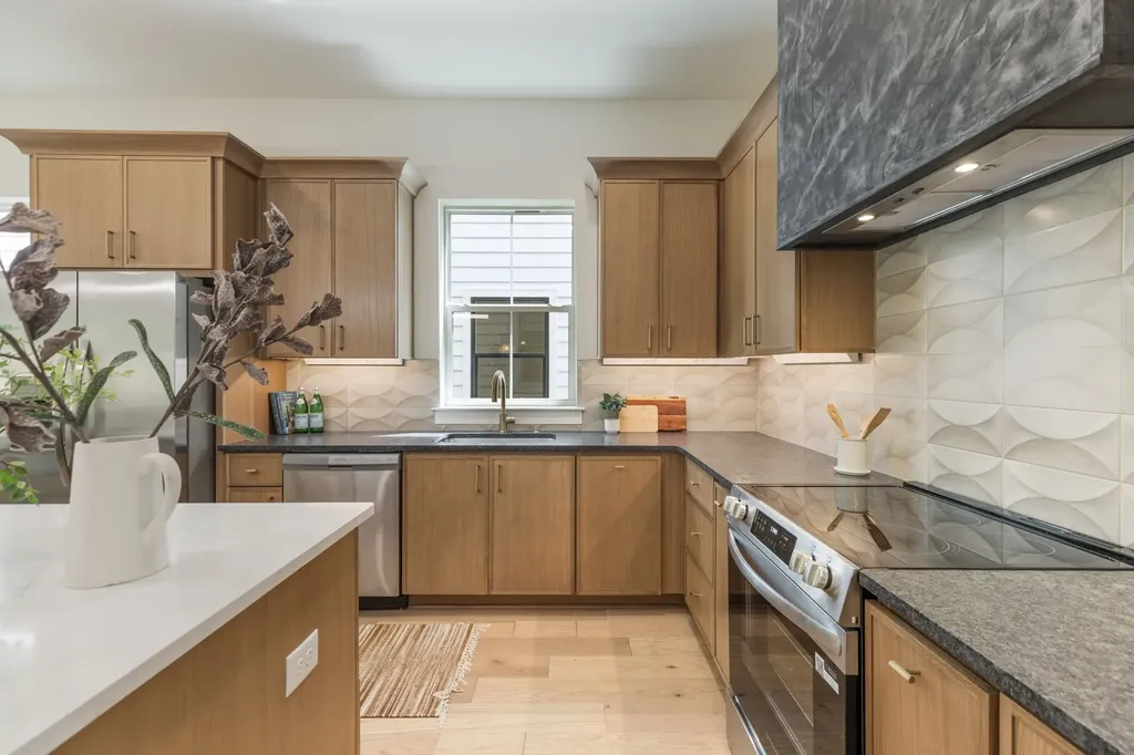 644 W Green Lane Nashville TN 37207