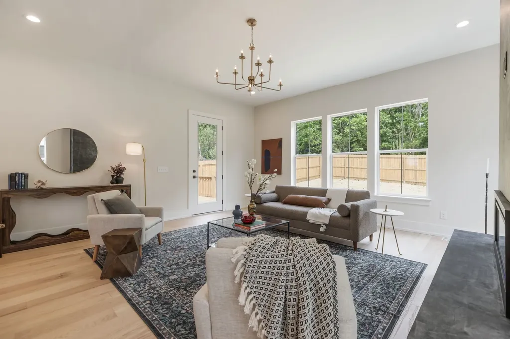 644 W Green Lane Nashville TN 37207