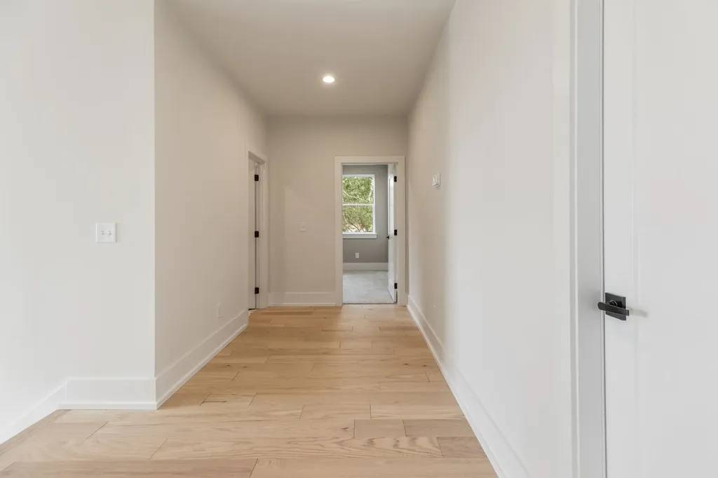 644 W Green Lane Nashville TN 37207