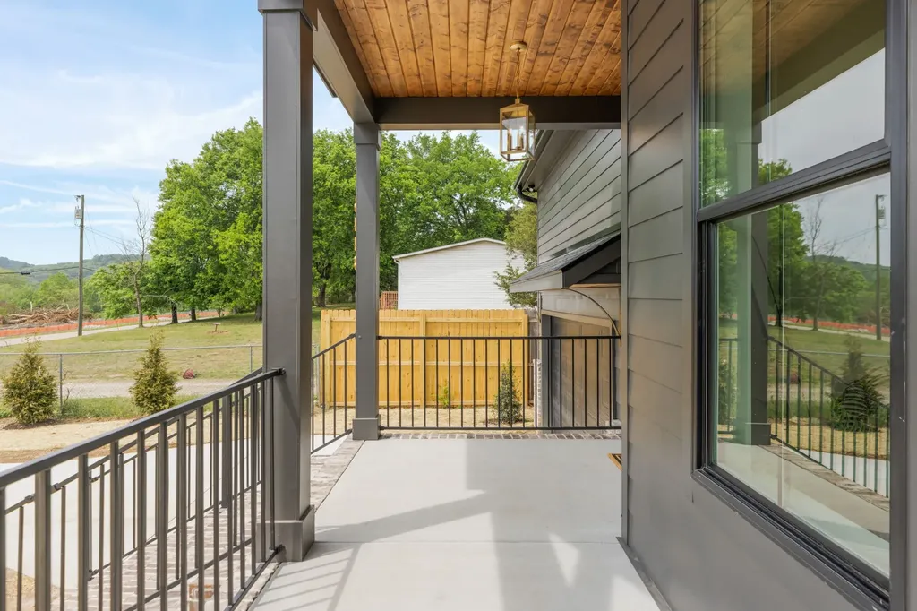 644 W Green Lane Nashville TN 37207