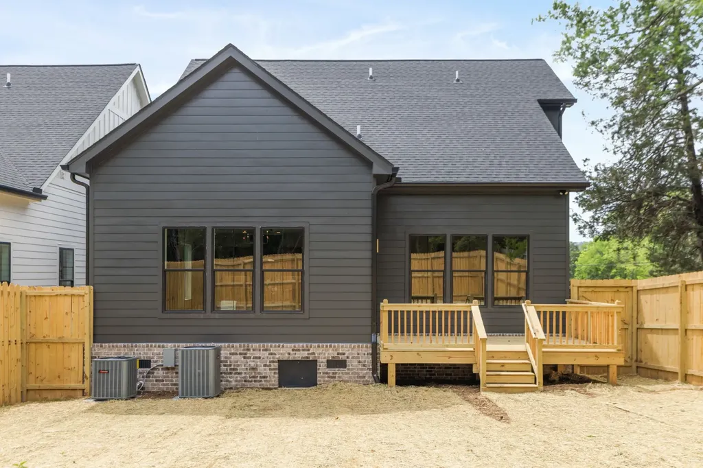 644 W Green Lane Nashville TN 37207
