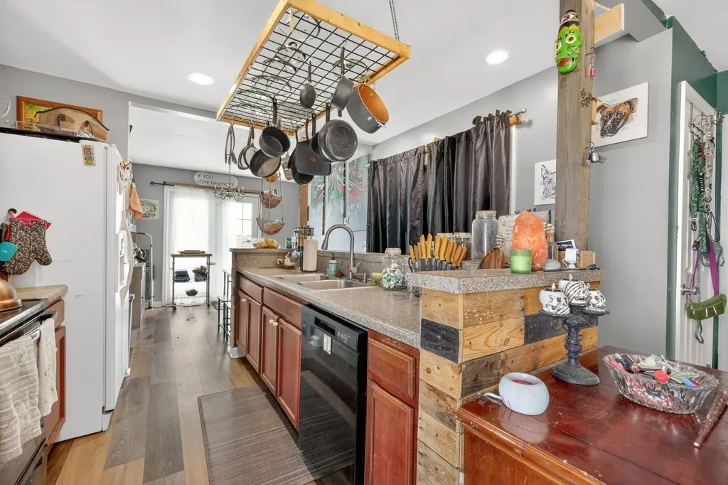 2820 Hydes Ferry Road Nashville TN 37218