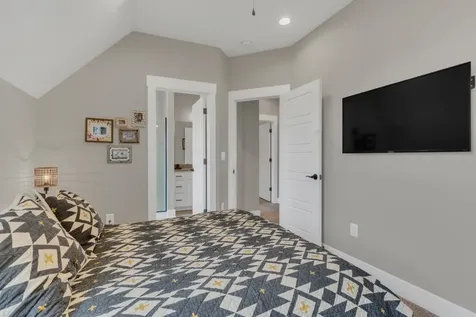5228 Cross Plains Road White House TN 37188