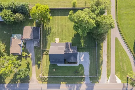 5228 Cross Plains Road White House TN 37188