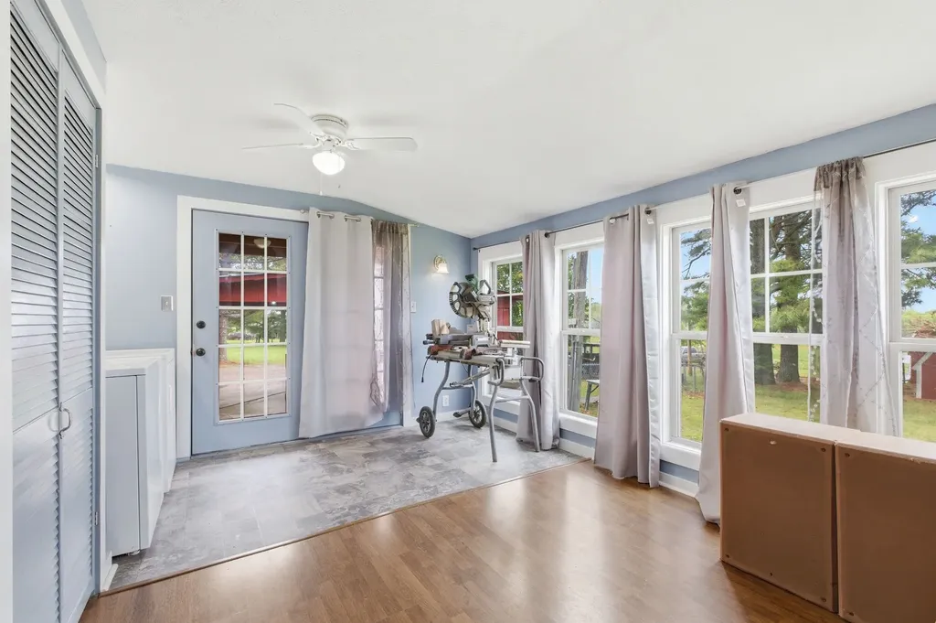 2495 Highway 52, E Portland TN 37148