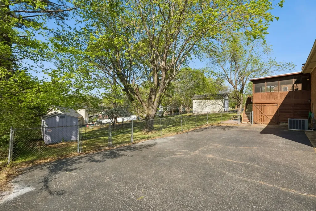 604 Blue Ridge Drive Columbia TN 38401
