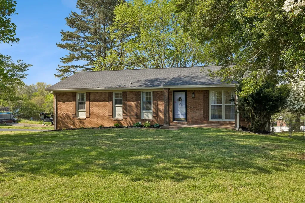604 Blue Ridge Drive Columbia TN 38401