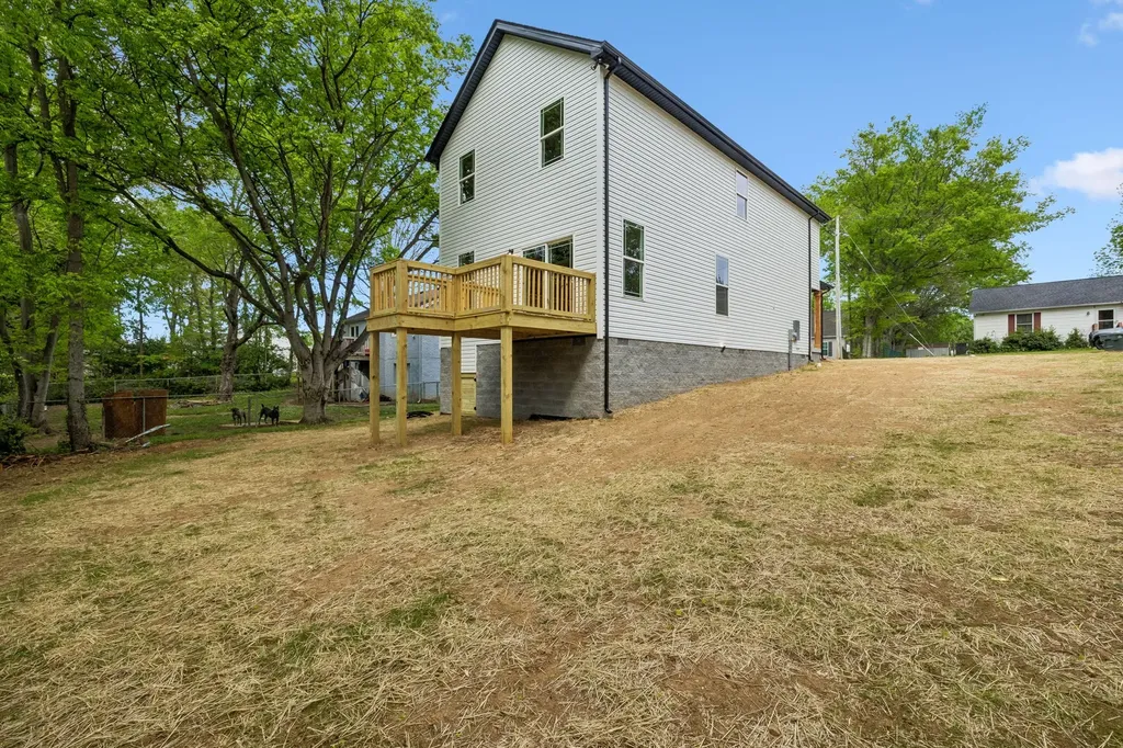 419 N Mabel Street Springfield TN 37172
