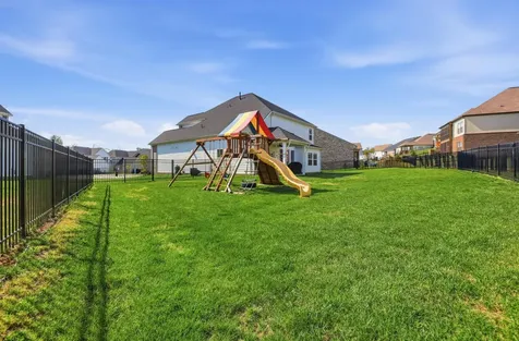 514 Stinson Court White House TN 37188