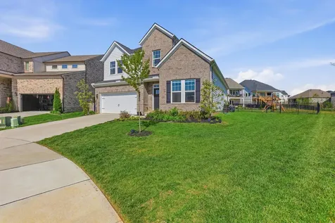 514 Stinson Court White House TN 37188