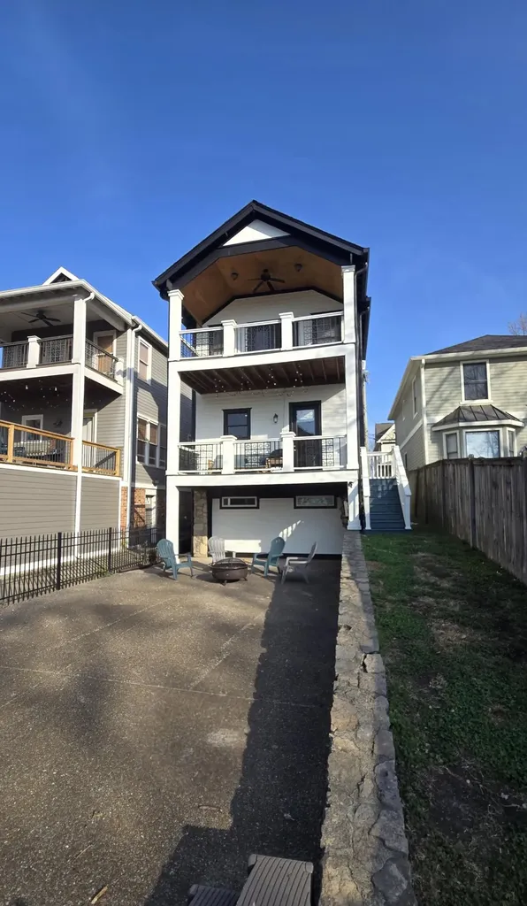 911 Phillips Street Nashville TN 37208