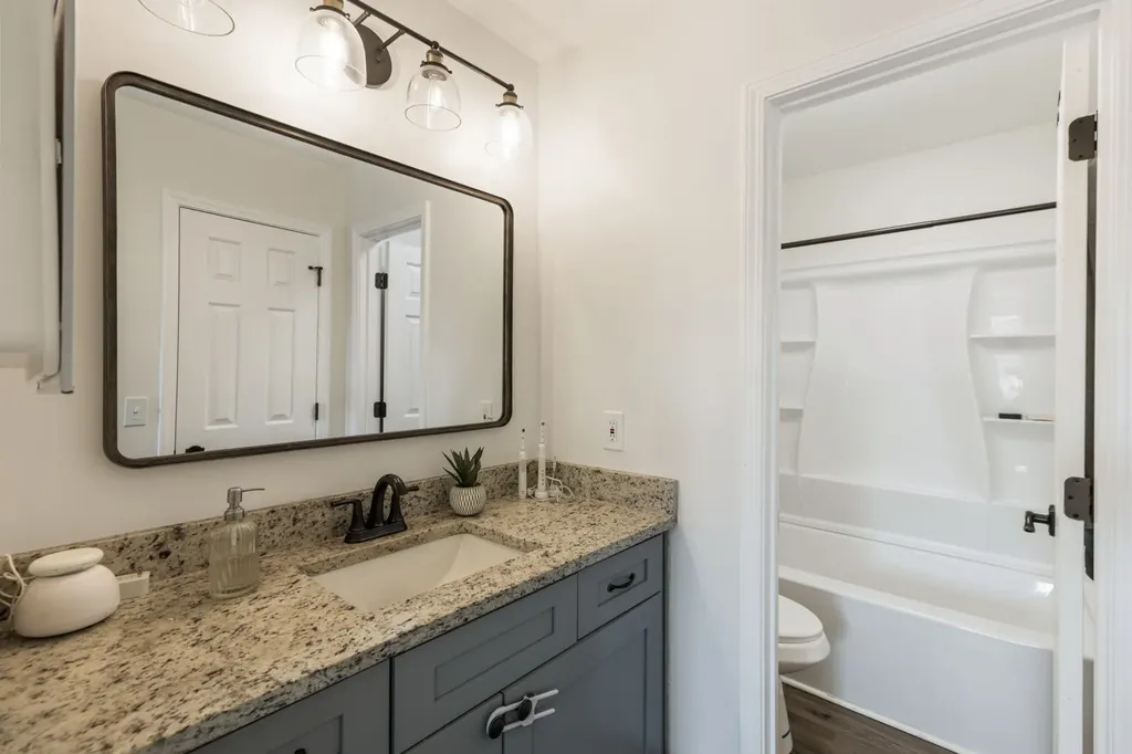 928 Todd Preis Drive Nashville TN 37221