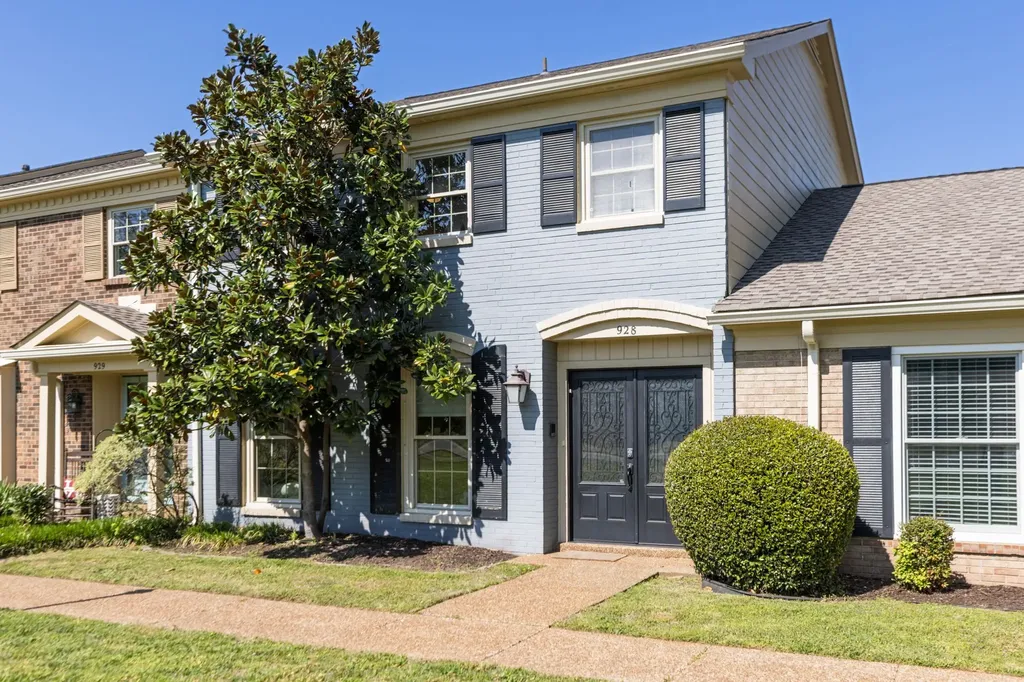 928 Todd Preis Drive Nashville TN 37221